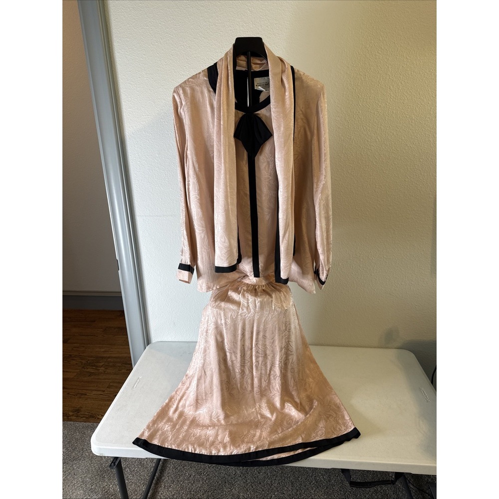 Brownstone Studio New York 100% Silk 3pc Women's Pink Skirt Jacket Suit Size 14